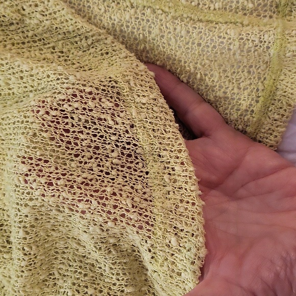 Sis Sis, Mesh Sweater Top. Women's size S/M - Picture 4 of 7